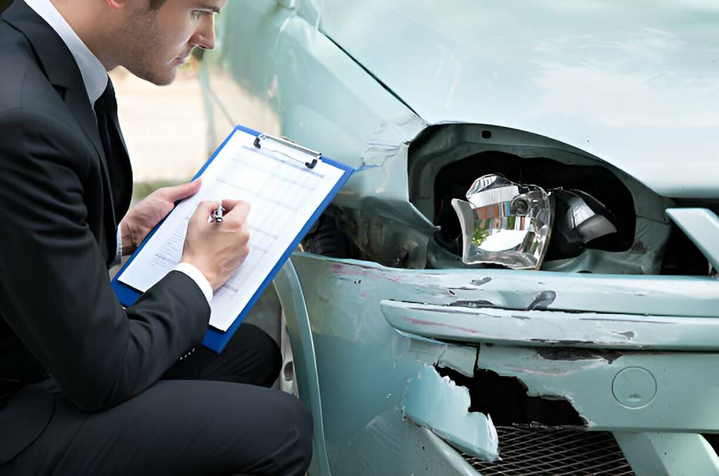 What a Car Accident Lawyer can Do for You?