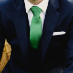 What does a green tie mean?