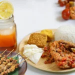 Menu Ayam Gepuk Pak Gembus