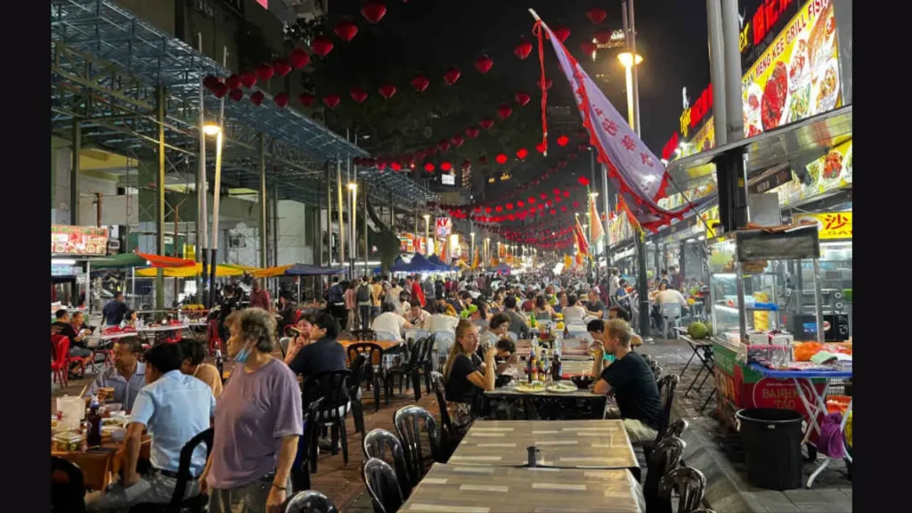 Best Time to Visit Jalan Alor Food Street